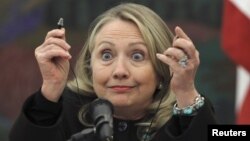 АҚШ мемлекеттік хатшысы Хиллари Клинтон. 31 қазан 2012 жыл.