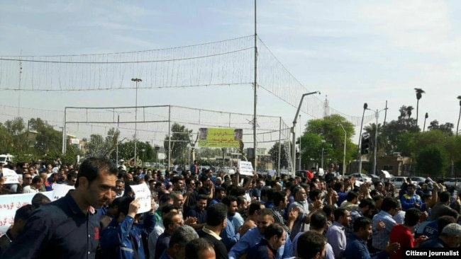 Workers protest in the southern oil producing region of Khuzestan, March 2018.