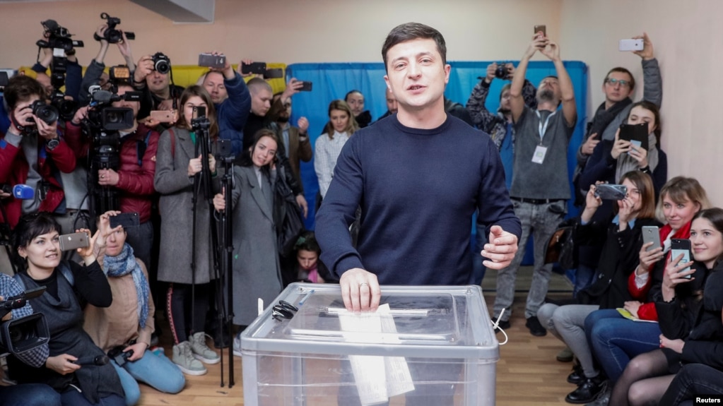 Зеленский об армянской революции – «Я полностью поддерживаю братьев-армян» Зеленский об армянской революции – «Я полностью поддерживаю братьев-армян»
