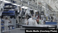 Корхонаи истеҳсоли мошинҳои SKODA дар Ҷумҳурии Чех