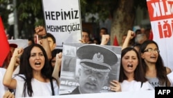 Аскерлер өлтүрүлүшүн айыптаган демонстрация. Анкара, 7-сентябрь, 2015-жыл.
