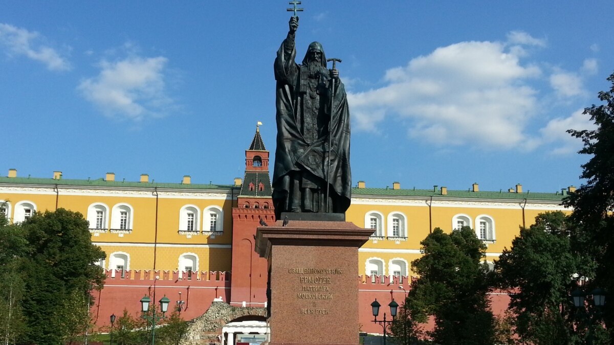 Александровский сад как символ православия и народности