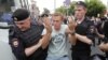 Алексей Навални по време на един от арестите. Снимката е архивна.