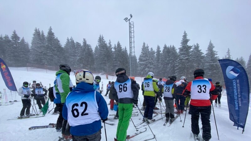 Skijaši pomogli decu obolelu od raka 