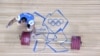 Тяжелоатлет Илья Ильин на Олимпийских играх 2012 года в Лондоне.