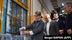 Julija Timošenko na glasačkom mjestu