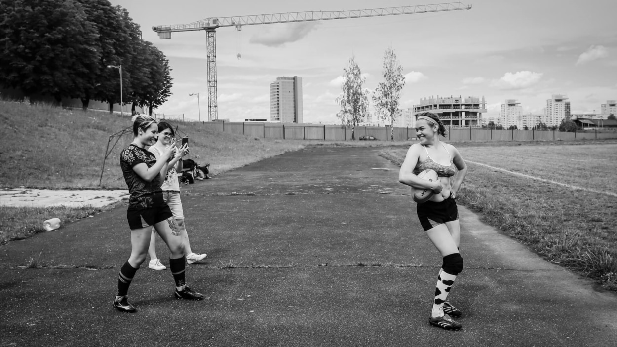 rugby players, photo by Uladz Hrydzin