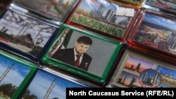 Изображение главы Чечни Рамзана Кадырова, архивное фото