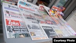 Romania - press newsstand, Mar2009