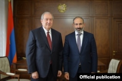 икол Пашинян мен Армения президенті Армен Саркисян кездесуі. Ереван, 8 мамыр 2018 жыл.