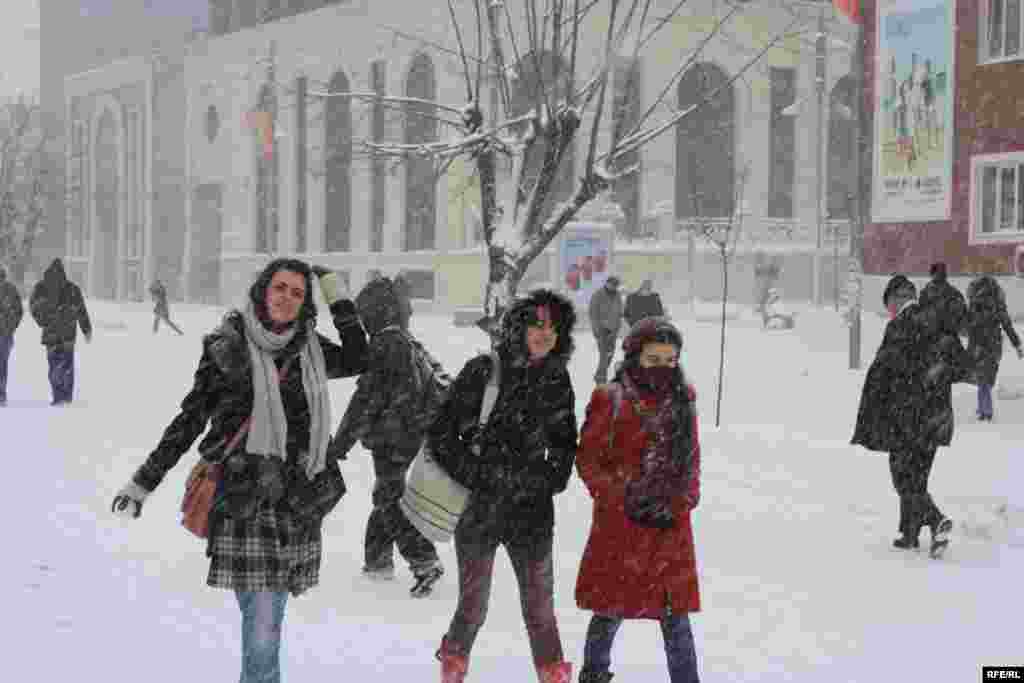 Приштина под снег