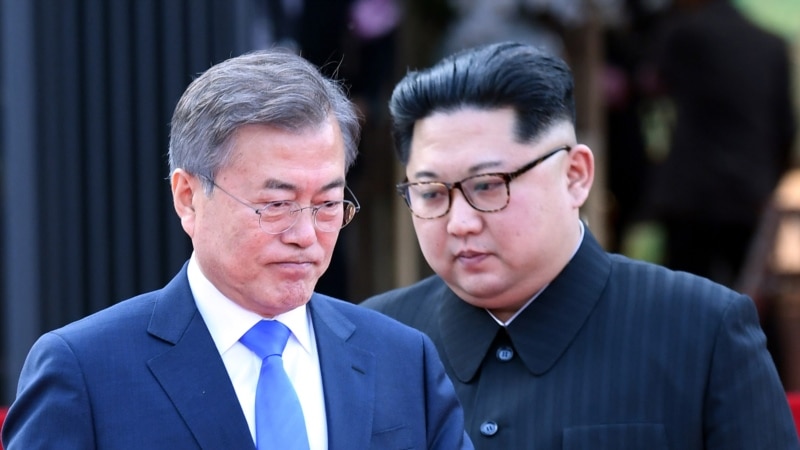 Түндүк жана Түштүк Кореянын лидерлери жолугушту 