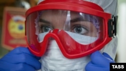 Лікарі в Євпаторії під час пандемії коронавірусу, жовтень 2020 року (ілюстративне фото)