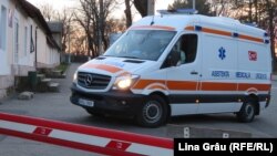 O ambulanță a adus un suspect de coronavirus la spitalul Toma Ciorbă din Chișinău 