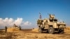 Američka borbena vozila i kurdski vojnici, Sirija