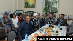 "Ватандаш" мәдени орталығындағы Қырым татарлары депортациясының құрбандарын еске алу шарасы. Алматы, 18 мамыр 2017 жыл.