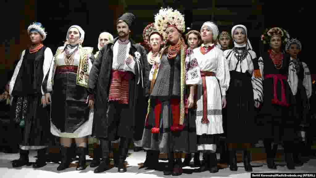Вышиванка является символом единства украинского народа.