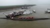 Չինաստան - Փրկարարները աշխատում են խորտակված նավի շրջակայքում, 2-ը հունիսի, 2015թ․