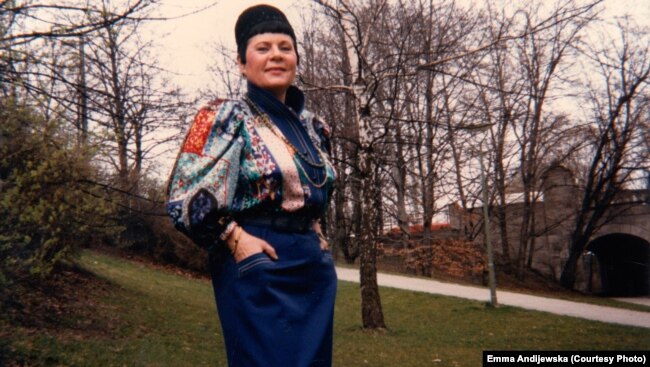 Емма Андієвська, квітень 1986 року