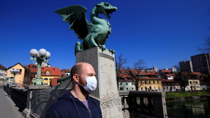 Фирми во Словенија престануваат да произведуваат заштитни маски, не им се исплати