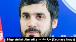 صبغت الله احمدی یکی از سخنگویان جبههٔ مقاومت ملی