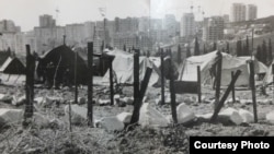 Палаточный лагерь крымских татар в местности Красный Рай. 1992 год