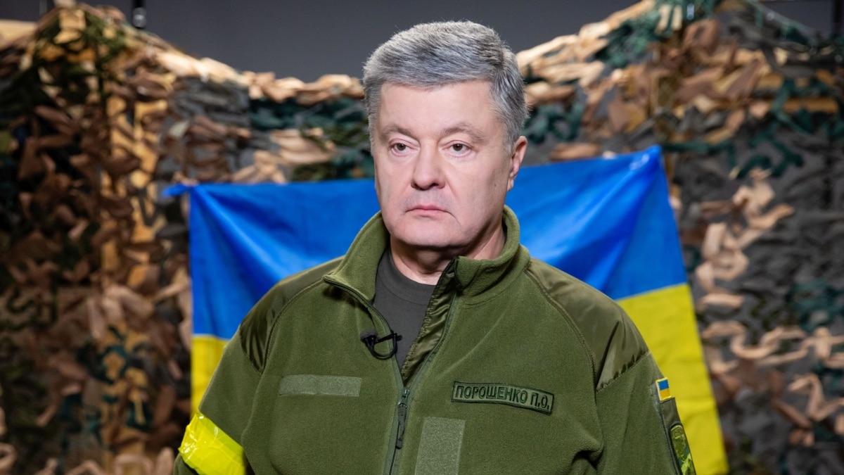 Buvęs prezidentas Porošenka sako, kad jam uždrausta išvykti iš Ukrainos