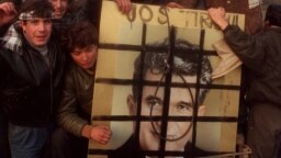 București, 25 decembrie 1989.