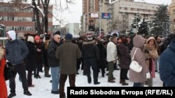 Професорскиот и Студентскиот пленум пред Собранието на Република Македонија отворено заседаваат за најавените реформи во високото образование.