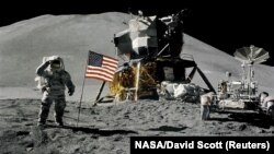 ABŞ astronavtı James Irwin Ayda. 1 avqust 1971
