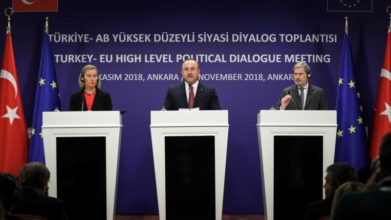 ЕУ - Турција да ја смени насоката во која оди правната држава