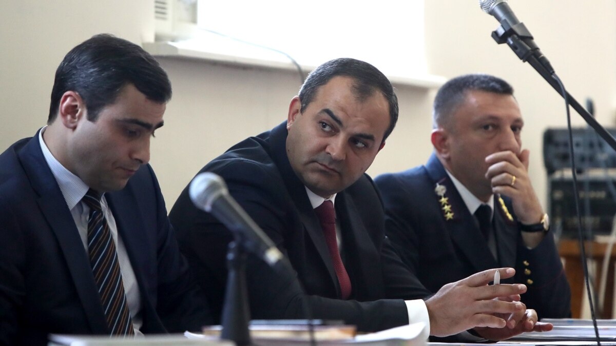 Prosecutors To Appeal Against Kocharian Trial Suspension