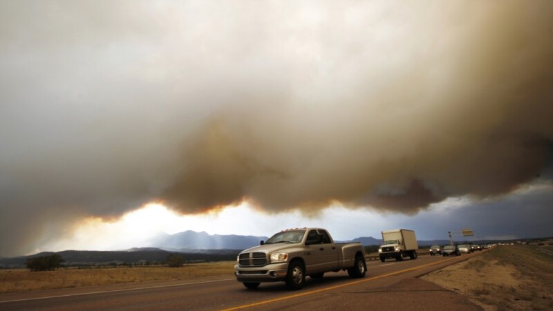 U Koloradu naređena evakuacija oko 1.200 ljudi zbog šumskih požara