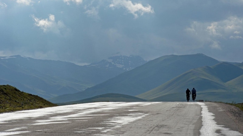 Кыргызстан Суусамыр-Тараз жолун оңдоого 30 млн доллар насыя алат