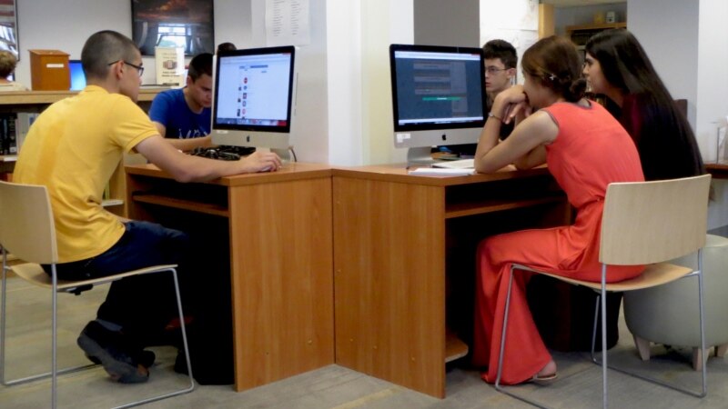 Eýrandaky protestleriň fonunda Lebapda Internetiň hili ep-esli peseldi