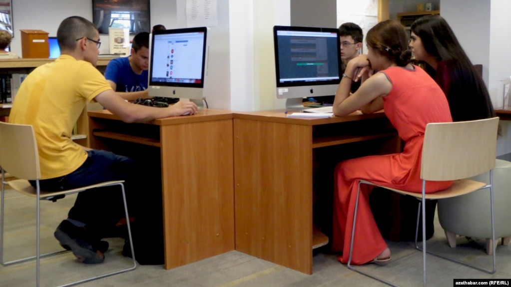 Власти Туркменистана выслеживают людей, у которых установлен VPN
