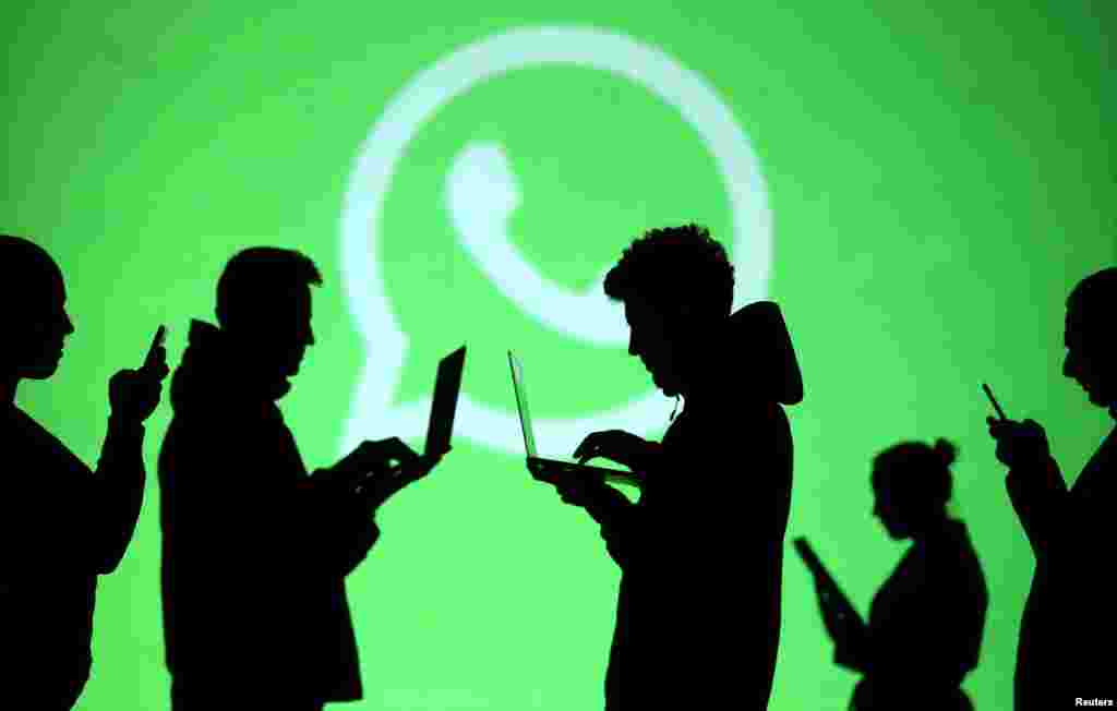 САД -&nbsp;Популарната апликација за размена на пораки Вацап (WhatsApp) проработи после неколкучасовен прекин. Корисниците ширум светот пријавуваа проблеми и прекини во работата на апликацијата. Со проблеми во работата на апликацијата се соочиле и корисници на мобилната верзија на сервисот, како и на десктоп верзијата.