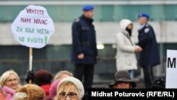 Sa protesta ženskih NVO zbog političke krize u BiH, novembar 2011.