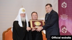 Uručivanje odlikovanje Fonda jedinstva pravoslavnih naroda Miloradu Dodiku