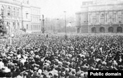 Массовая патриотическая демонстрация в центре Праги 22 сентября 1938 года