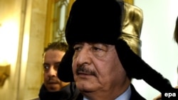 Udhëheqësi i ushtrisë opozitare në Libi, Khalifa Haftar