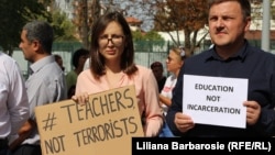 Protest împotriva deportării profesorilor turci 