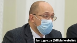 Прем’єр Денис Шмигаль заявив, що Україна протистоятиме новим штамам коронавірусу