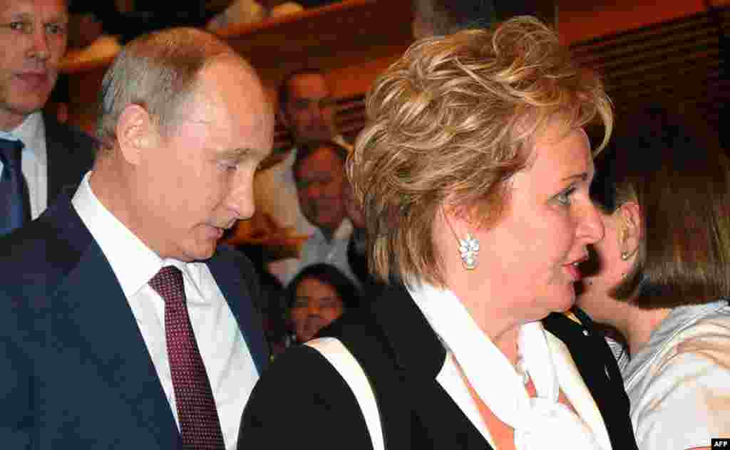 Russian President Vladimir Putin and Lyudmila attended the &quot;Esmeralda&quot; ballet at the State Kremlin Palace in Moscow on the evening of June 6, 2013 shortly before announcing that their marriage had ended.