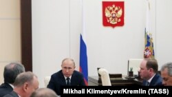 Президент России Владимир Путин на заседании Совета безопасности. 10 августа 2018 года.