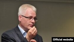 Predsednički kandidat i čovek koji je i sam učestvovao u sastavljanju hrvatske tužbe protiv Srbije za genocid - Ivo Josipović