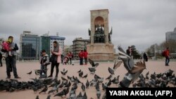 Площадь Таксим в Стамбуле – одно из излюбленных мест туристов. 