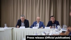 Isa Mustafa merr pjesë në mbledhjen e LDK-së. Prishtinë, 7 gusht, 2018.

