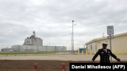 Rusija je nezadovoljna zbog američkog protivraketnog odbrambenog sistema u Rumuniji "Aegis Ashore" i smatra ga, zajedno s raspoređenim jedinicama NATO-a, potencijalnom pretnjom. Fotografija, 12. maj 2016.