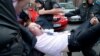 Полиция задерживает лидера ЛГБТ-движения Николая Алексеева. 27 мая 2012 г. Москва 
